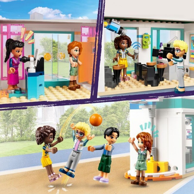 LEGO FRIENDS HEARTLAKE INTERNATIONAL SCHOOL