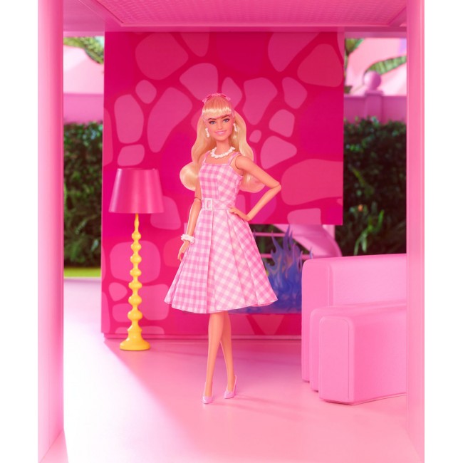 Mattel Συλλεκτική Κούκλα Barbie The Movie Margot Robbie in Pink Gingham Dress για 3+ Ετών HPJ96