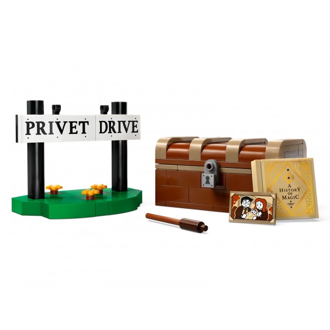 LEGO HARRY POTTER HEDWIG AT 4 PRIVET DRIVE