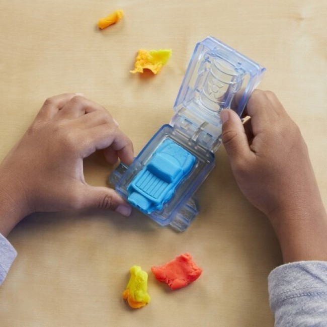 PLAY DOH HULK SMASH AND SQUISH