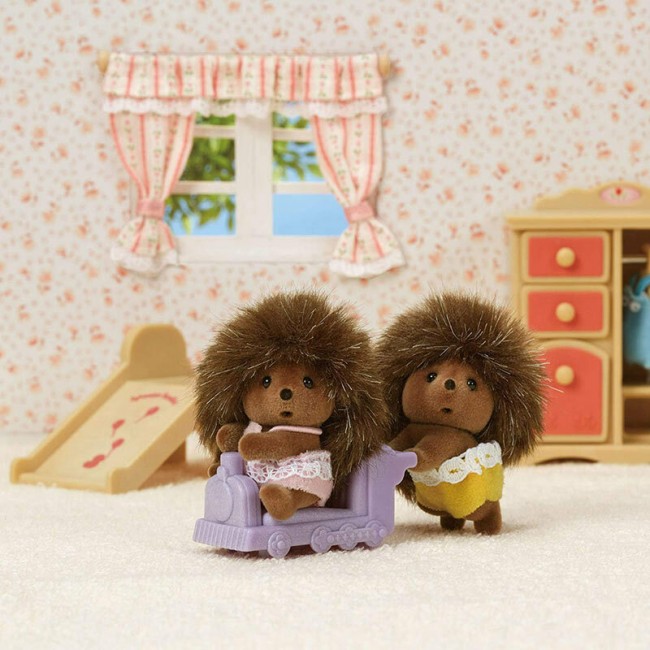 THE SYLVANIAN FAMILIES HEDGEHOG TWINS