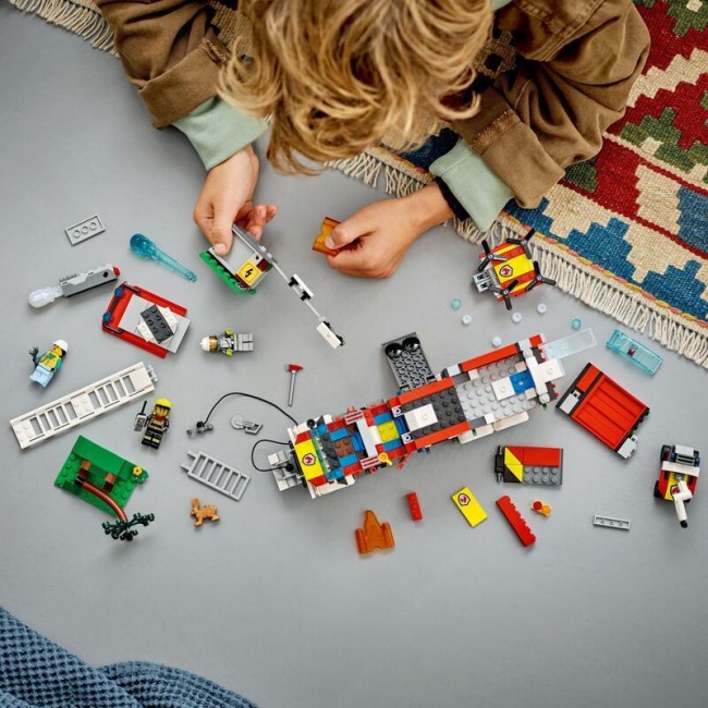 LEGO CITY FIRE COMMAND TRUCK