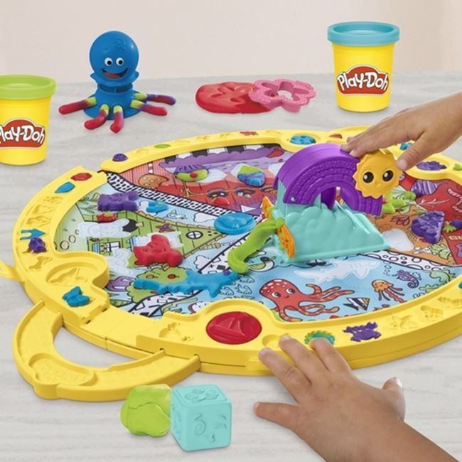 PLAY DOH FOLD AND GO PLAYMAT